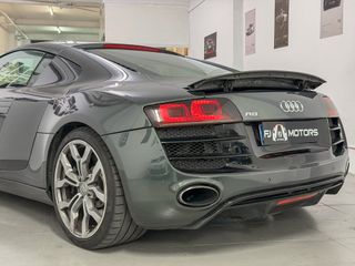 AUDI R8 4.2 FSI V8 quattro R tronic (Diseño V10)