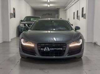 AUDI R8 4.2 FSI V8 quattro R tronic (Diseño V10)