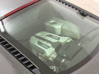 AUDI R8 4.2 FSI V8 quattro R tronic (Diseño V10)