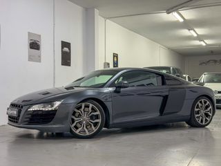 AUDI R8 4.2 FSI V8 quattro R tronic (Diseño V10)