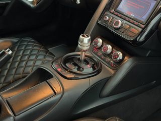 AUDI R8 4.2 FSI V8 quattro R tronic (Diseño V10)