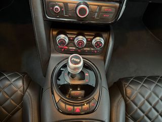 AUDI R8 4.2 FSI V8 quattro R tronic (Diseño V10)