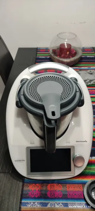 Thermomix TM6 con Varoma y Accesorios