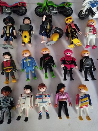 Lote Playmobil figuras y motos