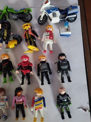 Lote Playmobil figuras y motos