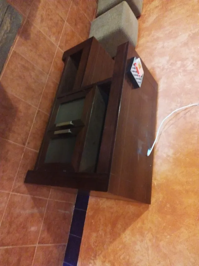 Mueble TV madera y cristal