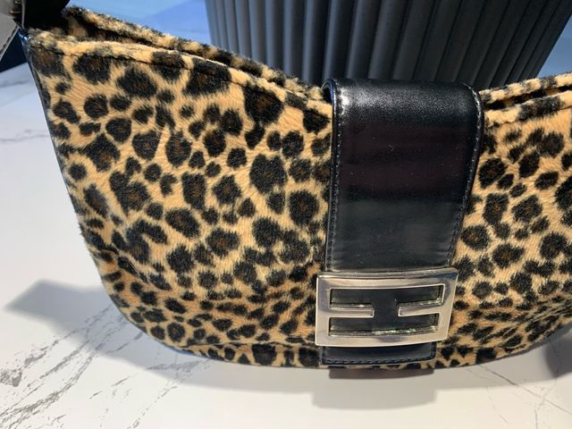 Borsa Fendi Baguette Leopardata