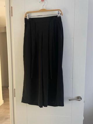 Pantalón ancho negro Zara Talla M