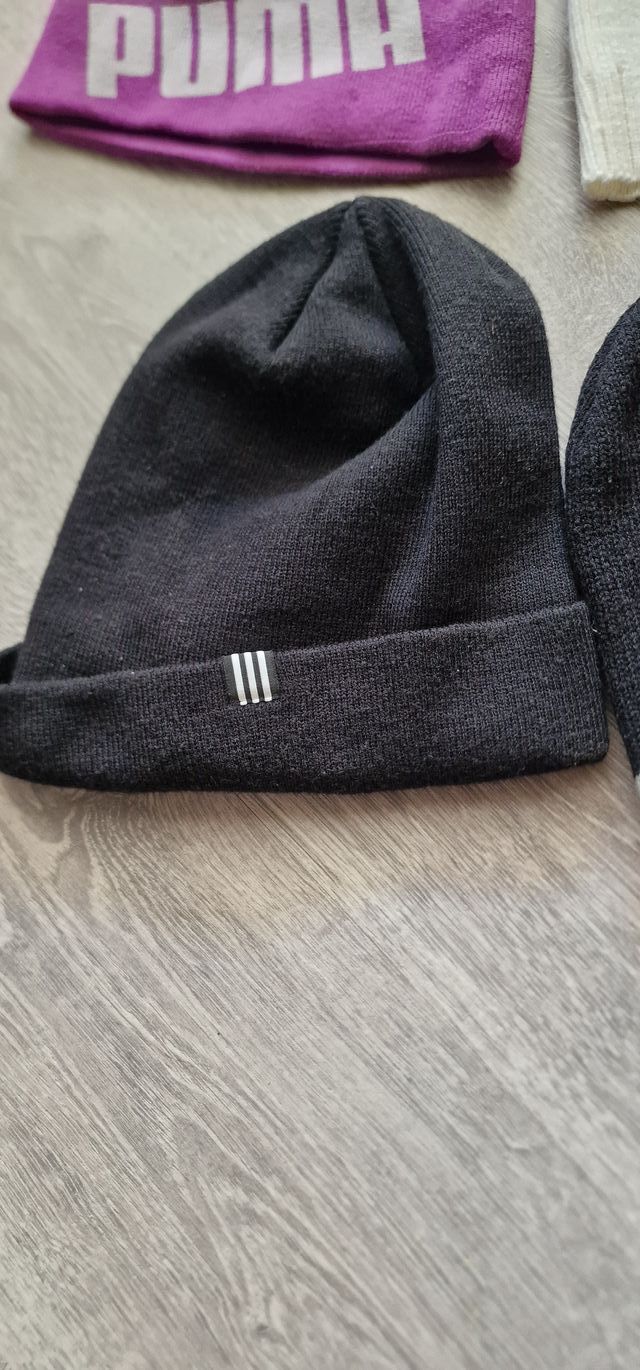 LOTE DE GORROS DISTINTAS MARCAS