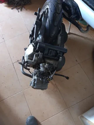 Se vende Motor completo 125 20. Km
