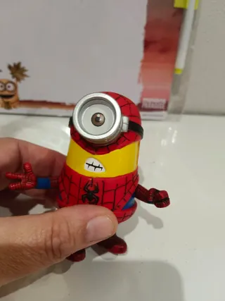 Figuras Minions Juguetes y pizarra