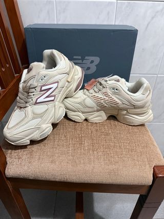 New Balance 9060 Bege/Roxo