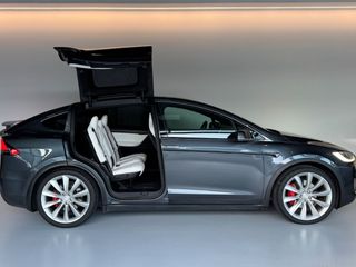 TESLA Model X P100D 4WD