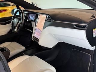 TESLA Model X P100D 4WD