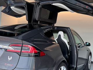 TESLA Model X P100D 4WD