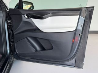 TESLA Model X P100D 4WD