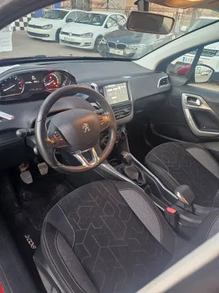 Peugeot 2008 2016