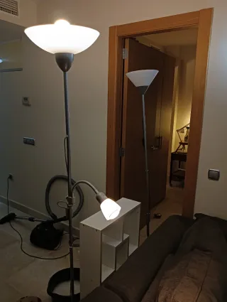 Lámpara de pie moderna