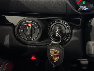 Porsche 718 Cayman 2020