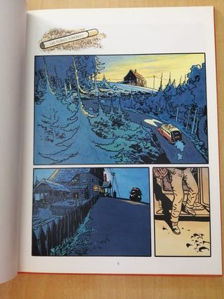 UN POCO DE HUMO AZUL - Con dibujo a mano