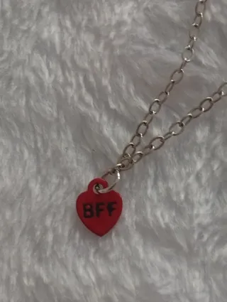 Collar Corazón BFF Plata y Rojo