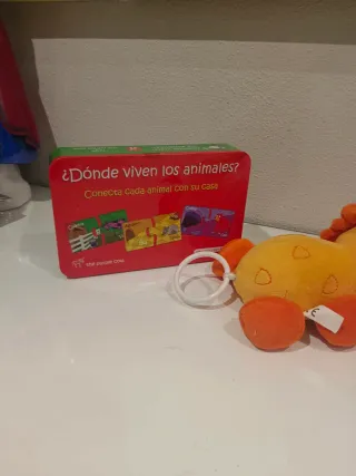 Puzzle ¿Dónde viven los animales? + Juguete León