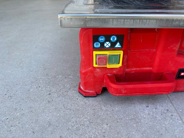 Cortador de azulejos Einhell 45° a -45°