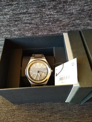 Reloj Citizen Automático super titanium 