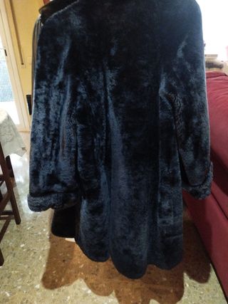 Abrigo de mouton negro