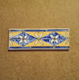 Caja de 23 cenefas cerámica decorativa 7x20 cm