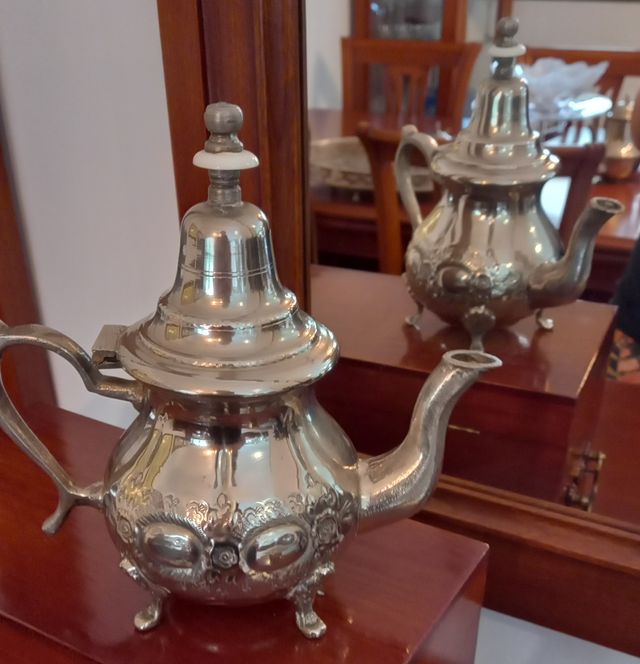 Tetera y azucarero plata marroquí