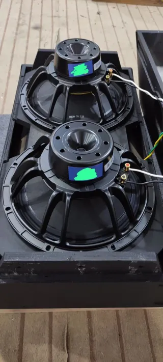 Altavoces Sandy T24N