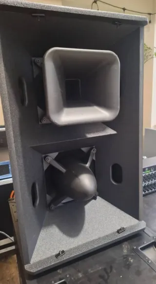 Altavoces Sandy T24N