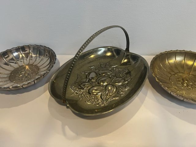 Cestita y fruteros antiguo
