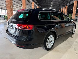 VOLKSWAGEN PASSAT VARIANT EXECU.  2.0TDI 150CV DSG