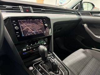 VOLKSWAGEN PASSAT VARIANT EXECU.  2.0TDI 150CV DSG