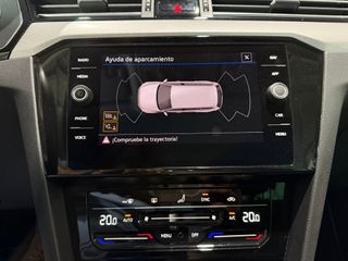 VOLKSWAGEN PASSAT VARIANT EXECU.  2.0TDI 150CV DSG