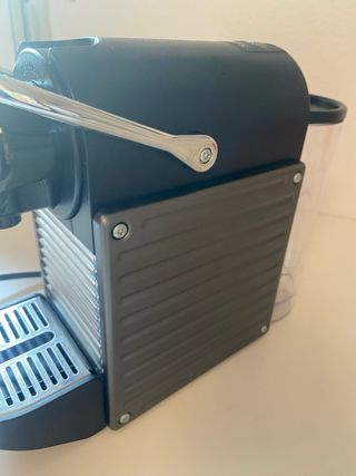 Cafetera Nespresso Pixie
