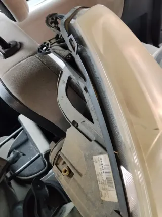 Faro Delantero Izq. Peugeot Expert