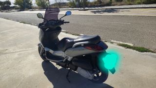 Yamaha Xmax 250 Scooter