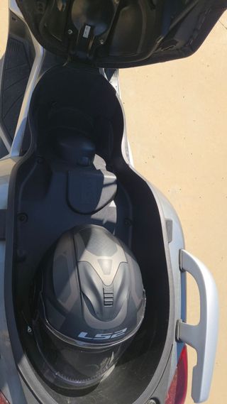 Yamaha Xmax 250 Scooter