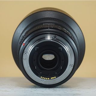 Canon EF 11-24mm f/4L USM Nuevo