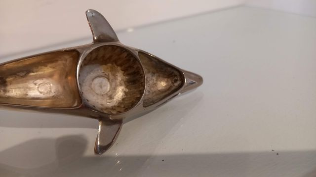 Abridor de botellas diseño delfín