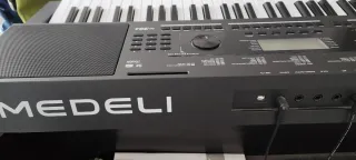 Piano Digital Medeli M361 + mueble+ pedal
