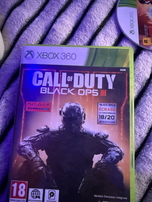 Xbox 360 Negra + 4 Juegos