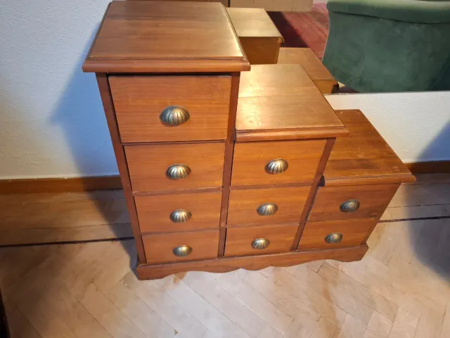 Mueble bajo 9 cajones madera