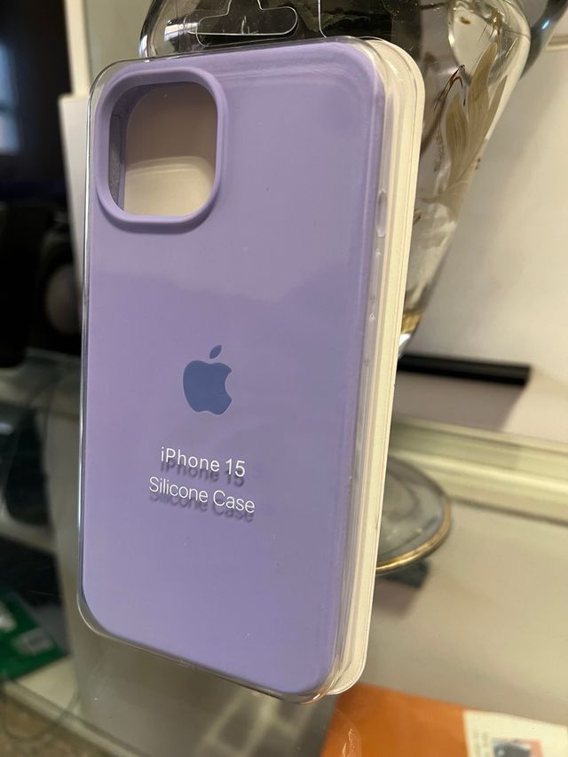 Custodia Apple viola per iPhone 15