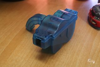 Herramienta Limpiador y Lubricador de Cadena MTB