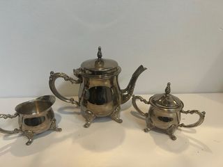 Juego de té antiguo