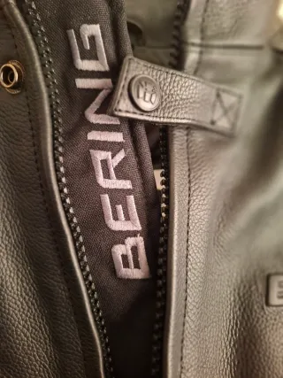 Cazadora de cuero BERING para moto. Mod:Highland